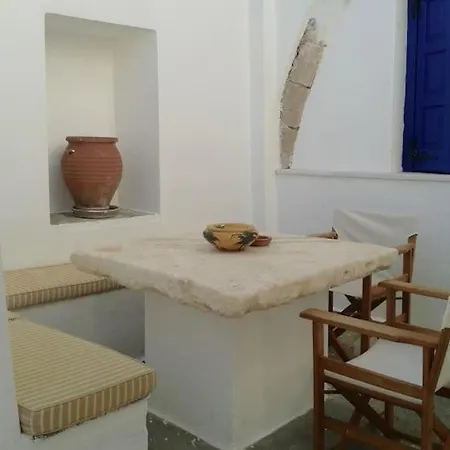 Traditional Two Story House In Naxos Dom wakacyjny