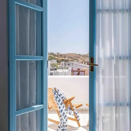 Dom wakacyjny Traditional Two Story House In Naxos